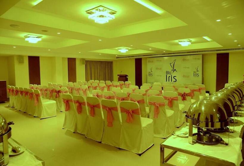 Отель Blu Iris