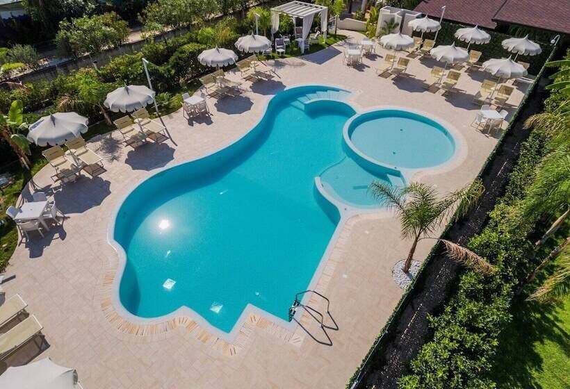 酒店 Blu Tropical Resort