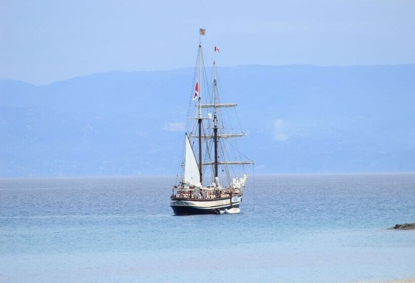 Отель Blu Tropical Resort