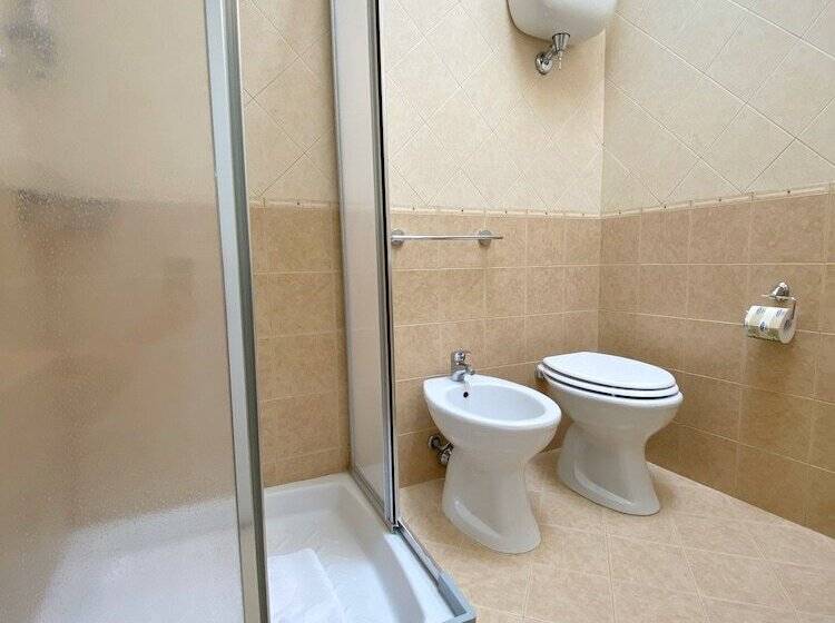 酒店 Blu Tropical Resort