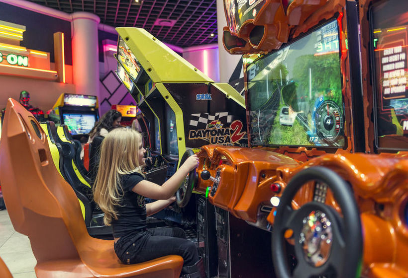 בית מלון כפרי Carnival City