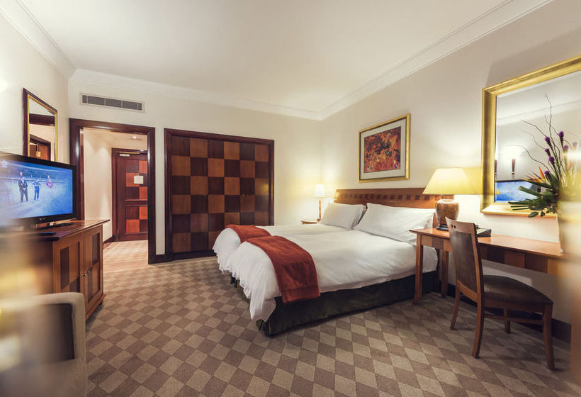 בית מלון כפרי Carnival City