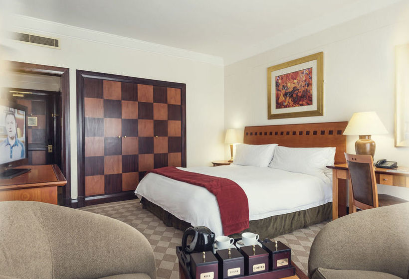 בית מלון כפרי Carnival City