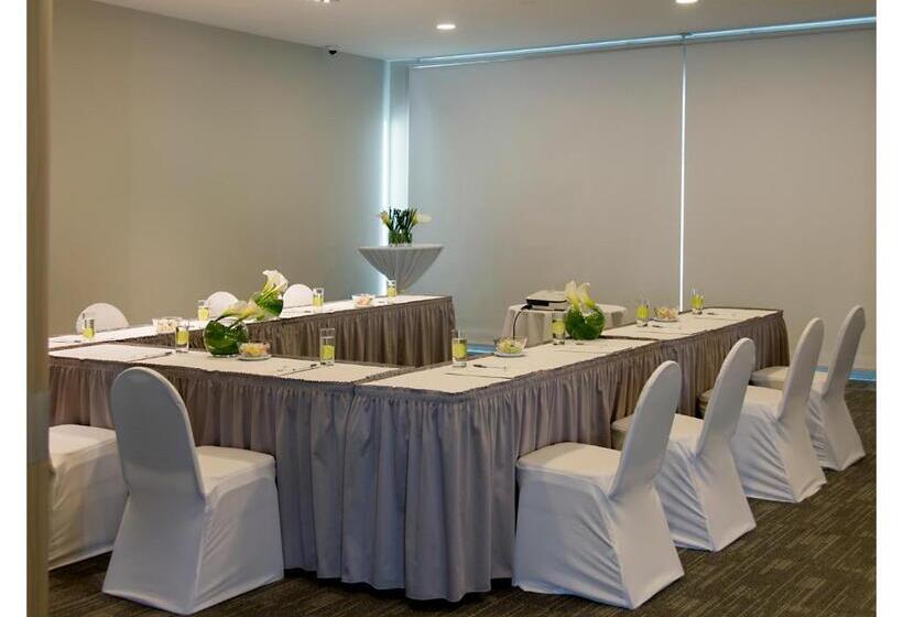 هتل Casa Grande Suites