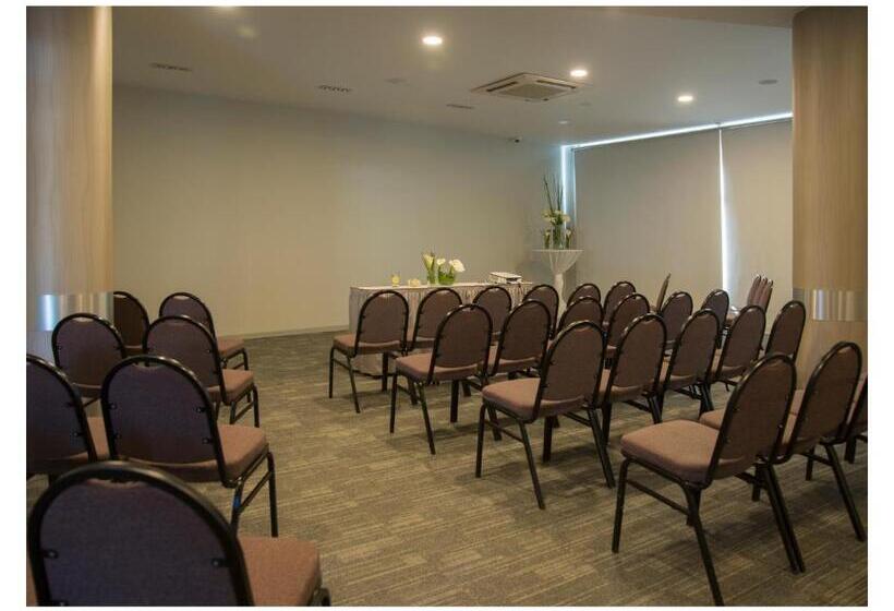 هتل Casa Grande Suites