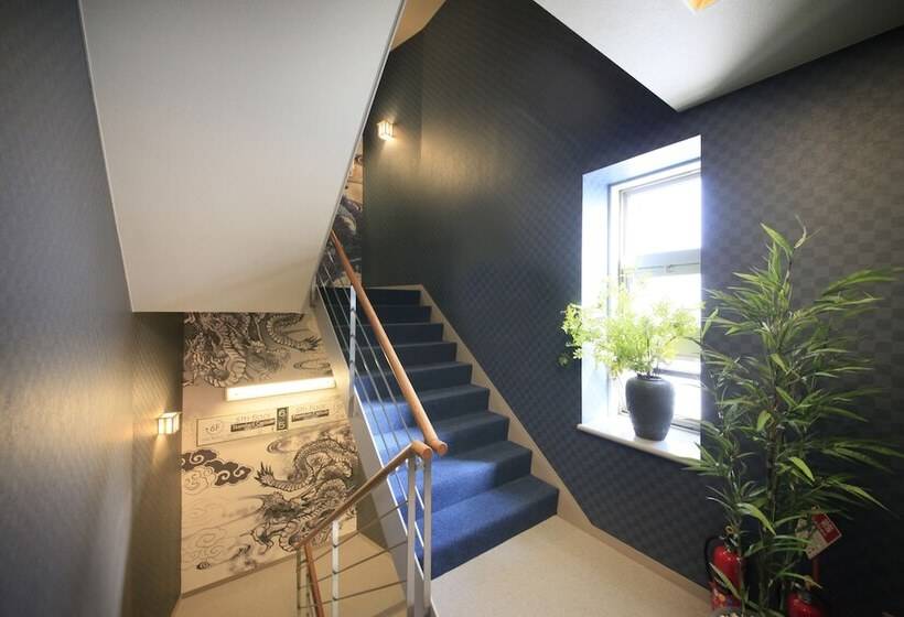 カプセルホテル Ueno Station Hostel Oriental 1 Male Only