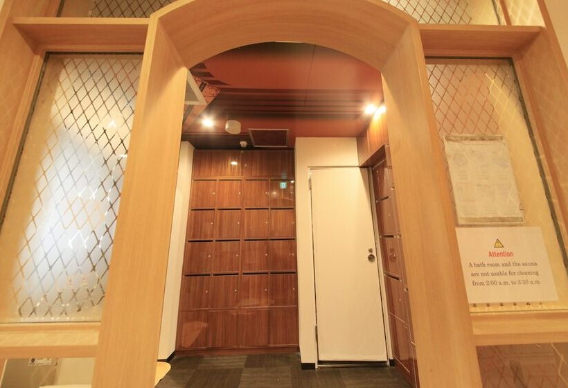 カプセルホテル Ueno Station Hostel Oriental 1 Male Only