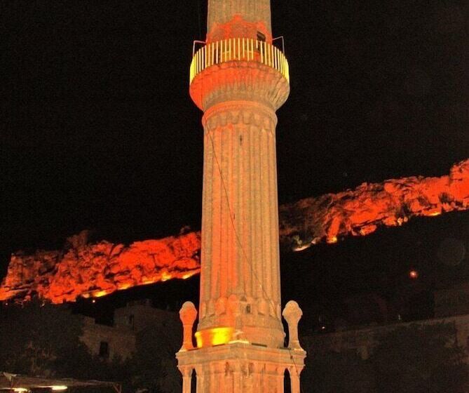 هتل Dara Konağı