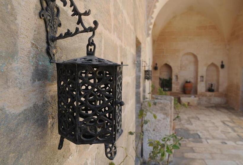 هتل Dara Konağı