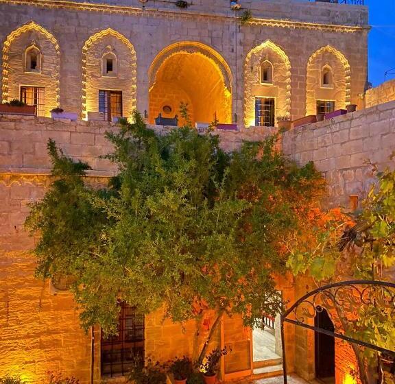 هتل Dara Konağı