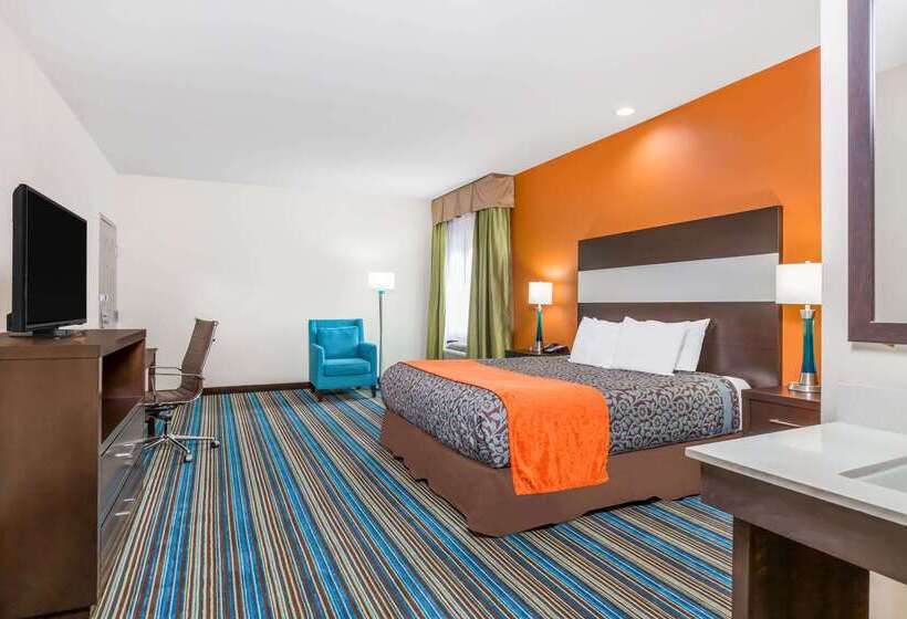 Отель Days Inn & Suites By Wyndham Katy