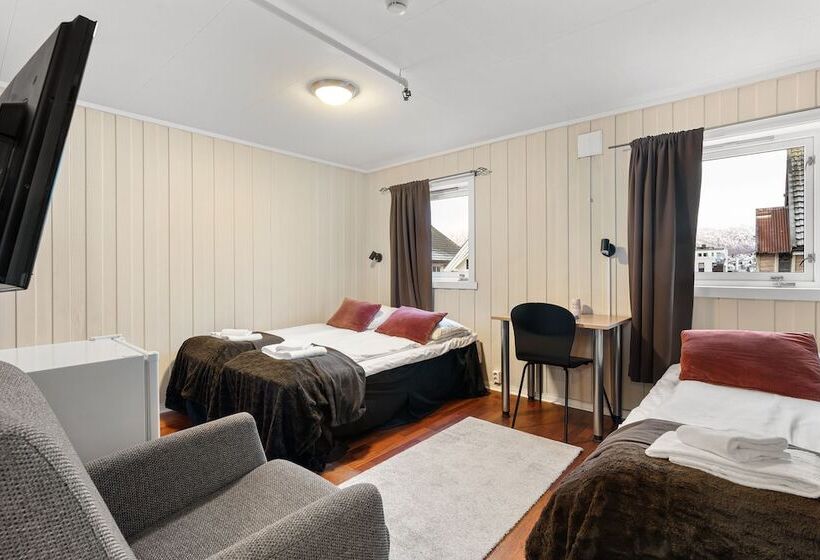 ホテル Enter Backpack