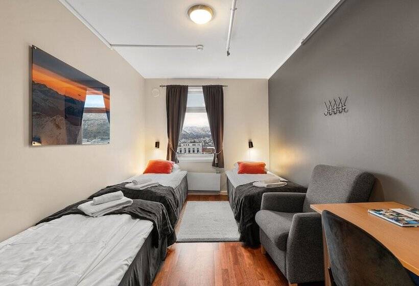 ホテル Enter Backpack