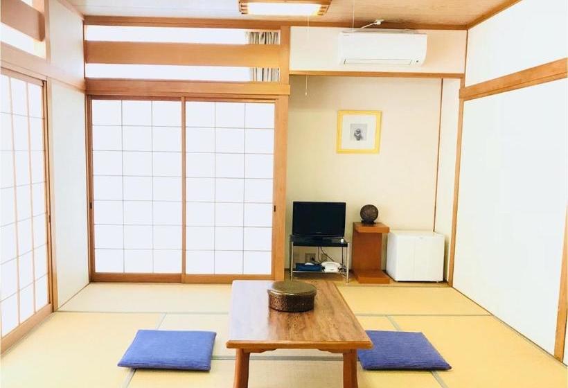 فندق Freegate Shirahama