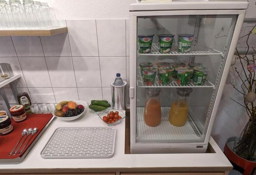 호텔 Gästehaus Ziegler