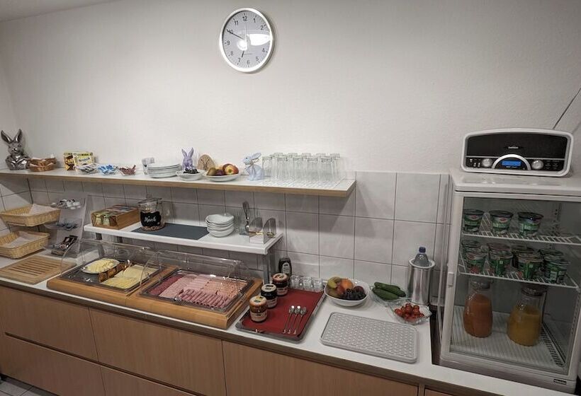 호텔 Gästehaus Ziegler