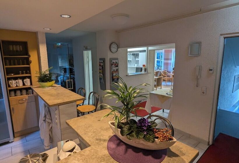 호텔 Gästehaus Ziegler