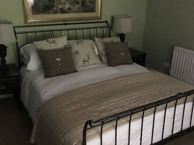 فندق Hambro Arms