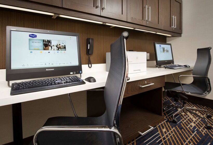 酒店 Hampton Inn & Suites Falls Church