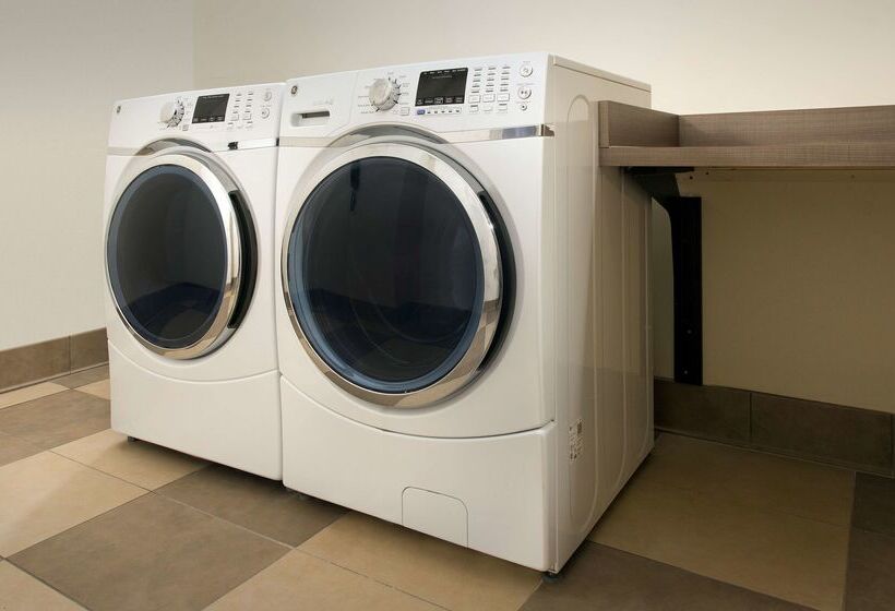 酒店 Hampton Inn & Suites Falls Church