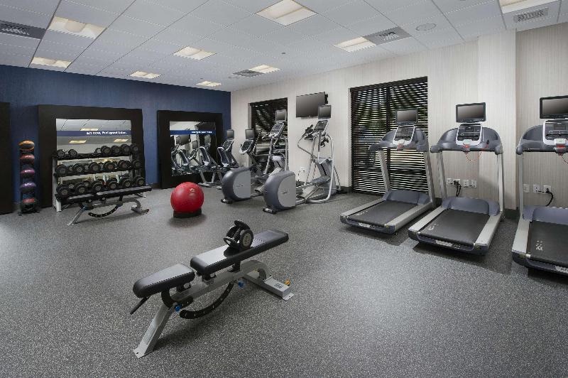 酒店 Hampton Inn & Suites Falls Church