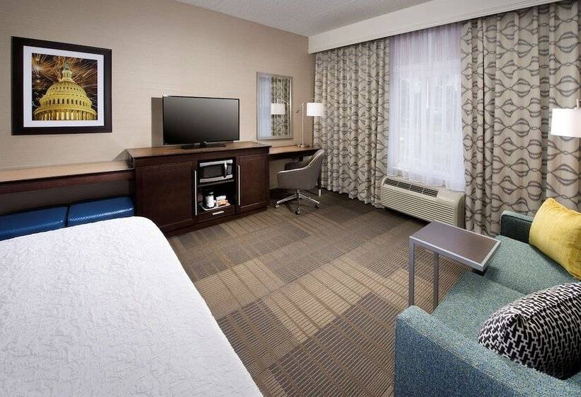 酒店 Hampton Inn & Suites Falls Church