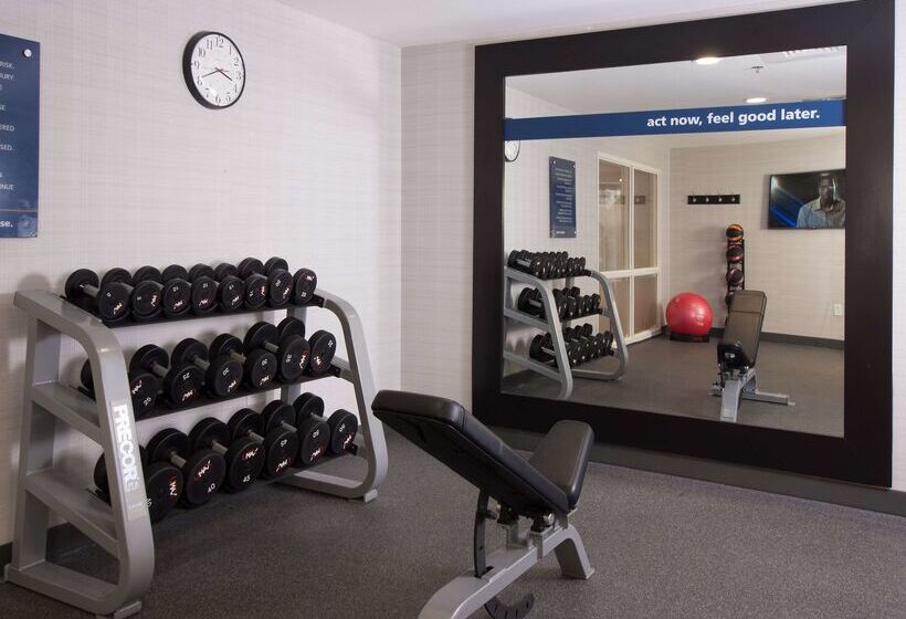 Отель Hampton Inn & Suites By Hilton Augustawashington Rd