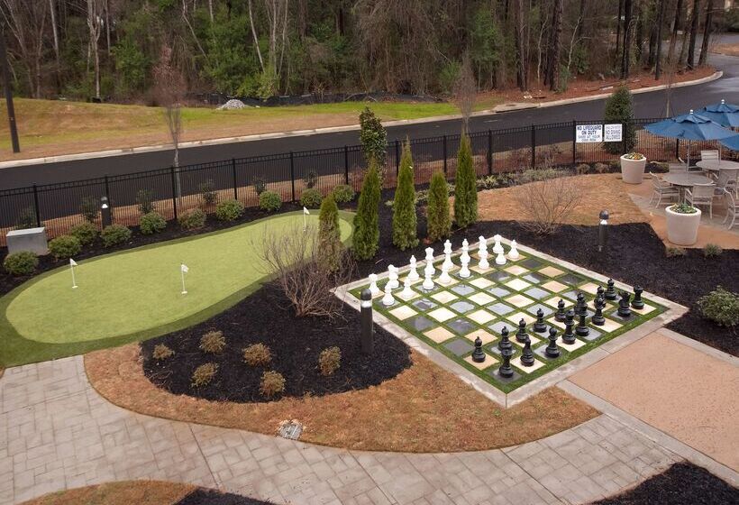 Отель Hampton Inn & Suites By Hilton Augustawashington Rd