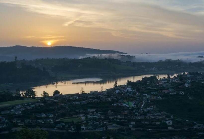 Отель Hill Pride City