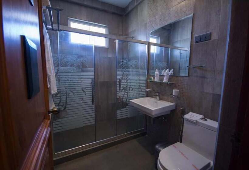 Отель Hill Pride City