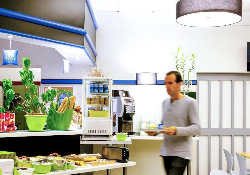 ホテル Ibis Budget Saint Christol Les Ales