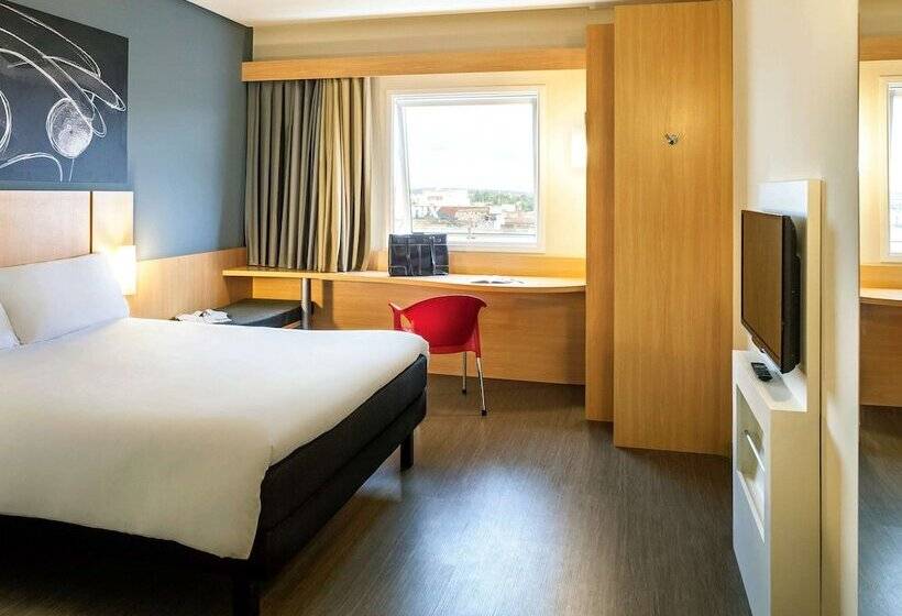 בית מלון כפרי Ibis Imperatriz