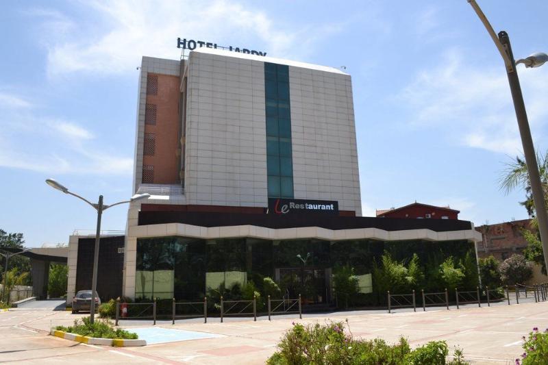 هتل Jardy Hôtel & Suites