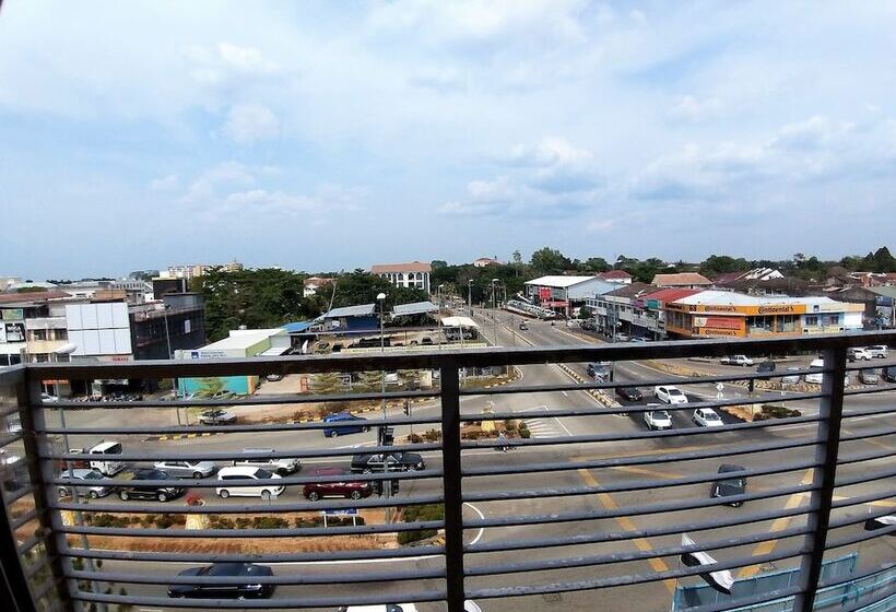 בית מלון כפרי Jelai Temerloh