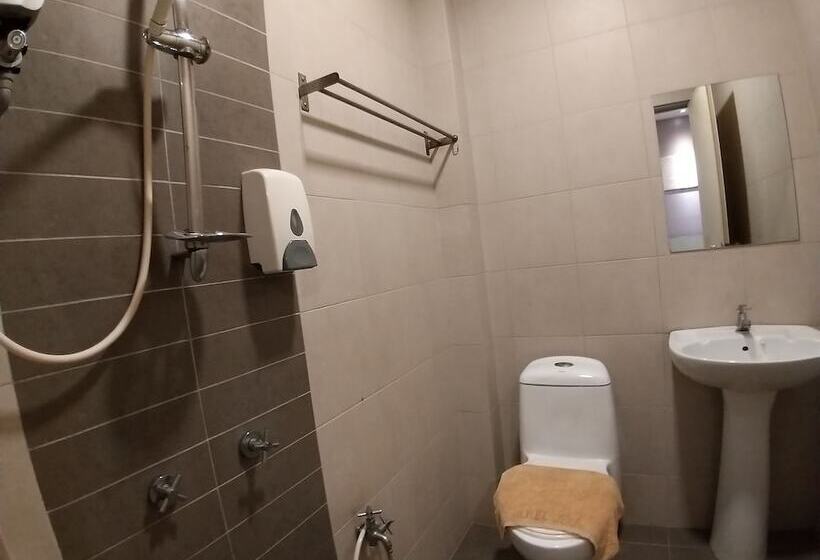 בית מלון כפרי Jelai Temerloh