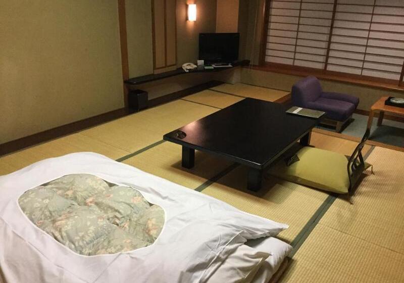 בית מלון כפרי Kaike Tsuruya