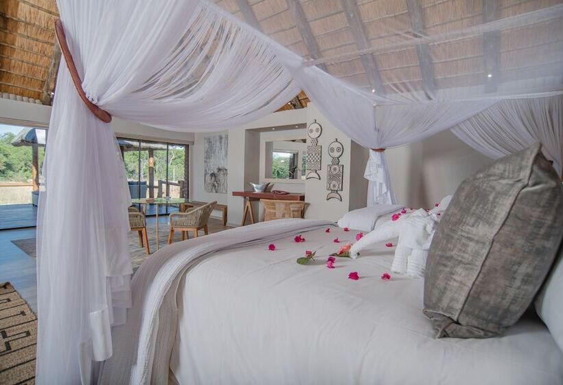 Отель Karongwe Portfolio Karongwe River Lodge