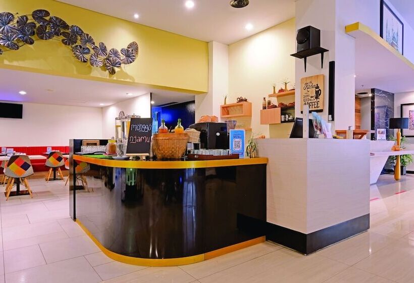 ホテル Khas Semarang