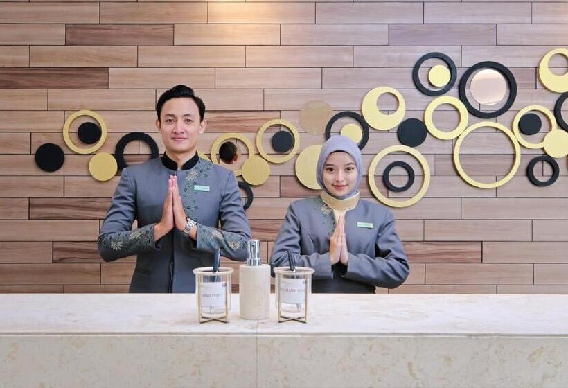 ホテル Khas Semarang