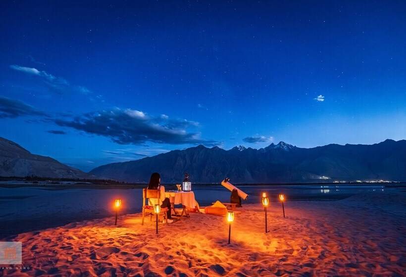 酒店 Lchang Nang Retreat  The House Of Trees