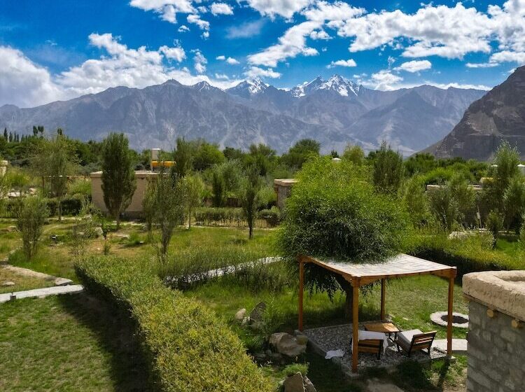 酒店 Lchang Nang Retreat  The House Of Trees