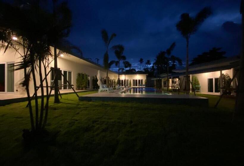 호텔 Le Petit Saint Tropez