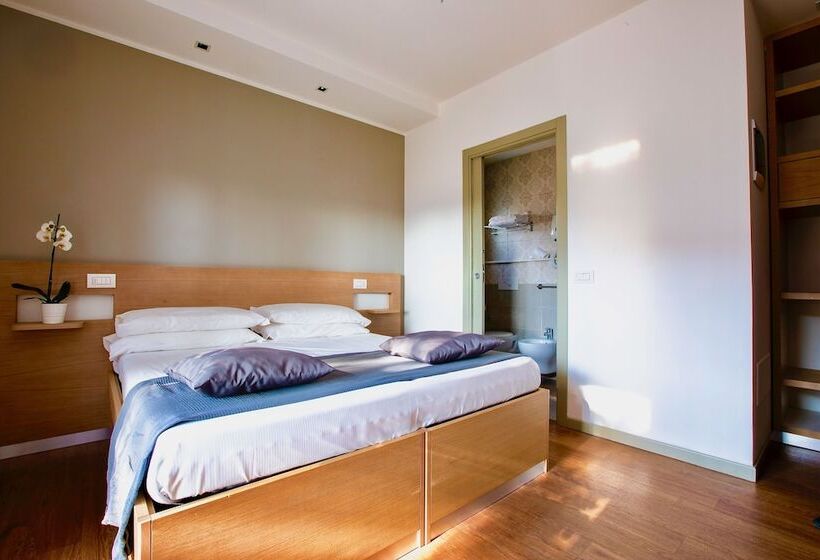 فندق Liane Riccione