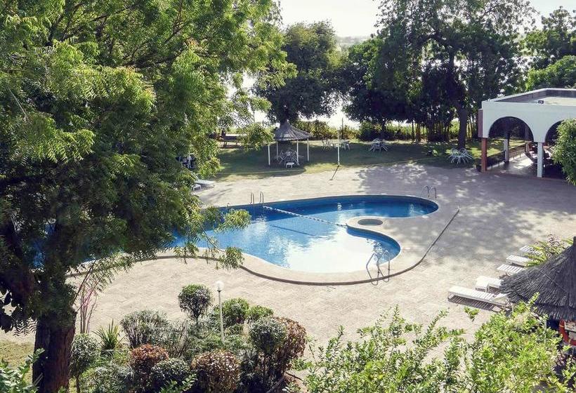 هتل Mercure N Djamena Le Chari