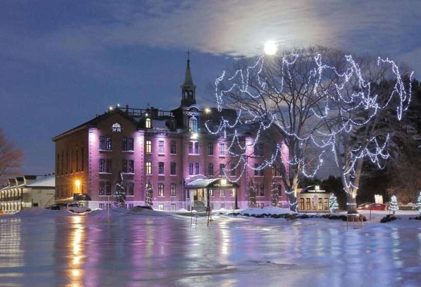 Отель Montfort Nicolet