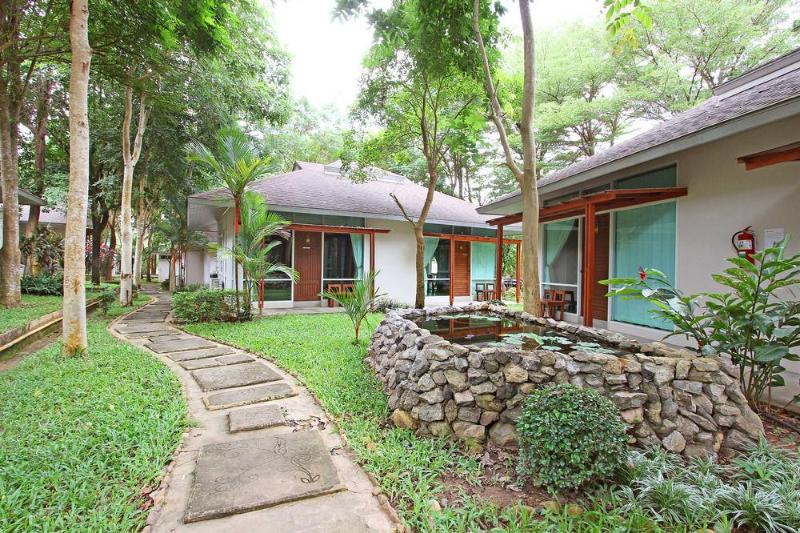 هتل Nana Resort Kaeng Krachan