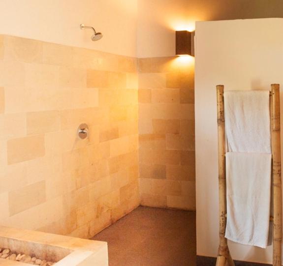 هتل Oceans 5 Dive Resort