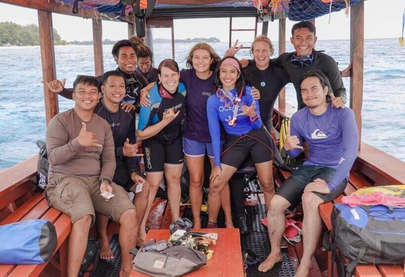 هتل Oceans 5 Dive Resort