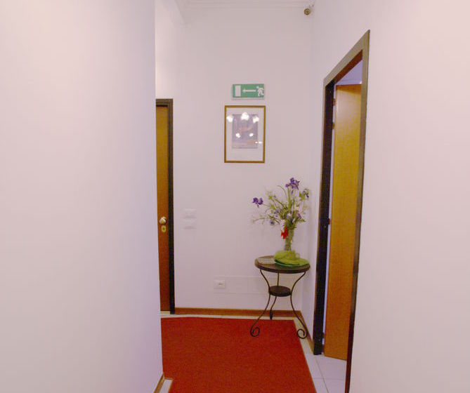 هتل Venice Suites