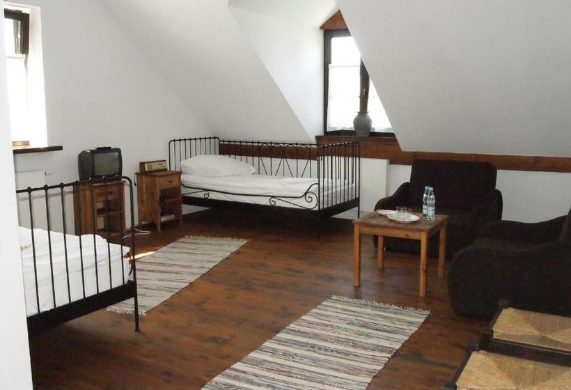 酒店 Folwark łochów